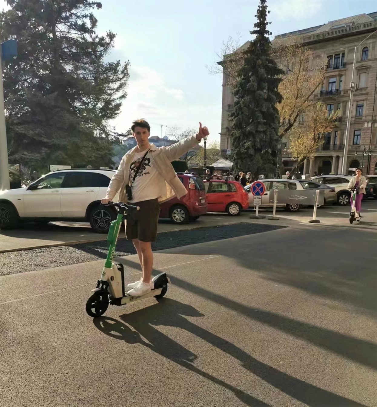 1682648678976554.jpg 1682648678976554.jpg